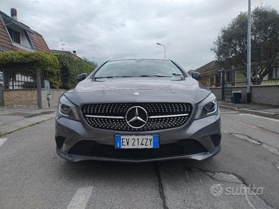 Usata Mercedes CLA200 136 CV (100 kW) 2014 Grigio Berlina