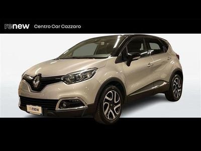 Usata Renault Captur Zen 90 CV (66 kW) 2015 Grigio chiaro SUV
