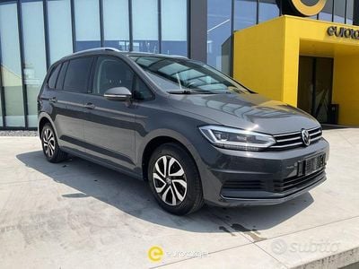 Usata VW Touran Business 150 CV (110 kW) 2022 Grigio Monovolume