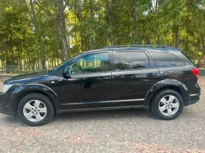 Usata Fiat Freemont 140 CV (102 kW) 2011 Nero SUV