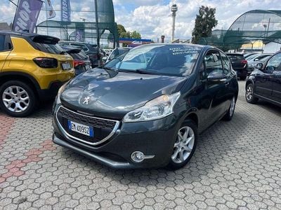 Usata Peugeot 208 Active 68 CV (50 kW) 2012 Grigio Utilitaria
