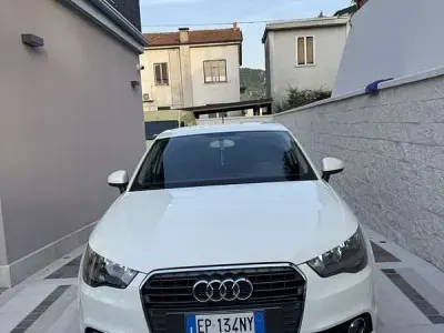 Usata Audi A1 Sportback Attraction 90 CV (66 kW) 2013 Utilitaria