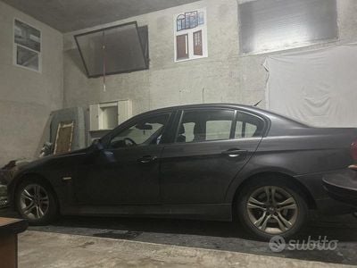 Usata BMW 318 143 CV (105 kW) 2008 Grigio Berlina