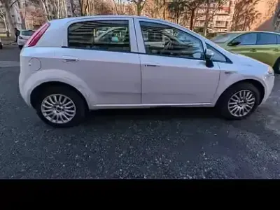 Usata Fiat Grande Punto 65 CV (47 kW) 2009 Utilitaria