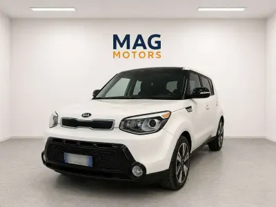 Usata Kia Soul 132 CV (97 kW) 2016 Bianco SUV