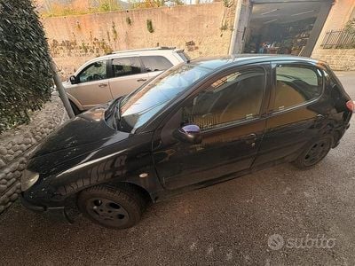 Usata Peugeot 206 68 CV (50 kW) 2004 Nero Berlina