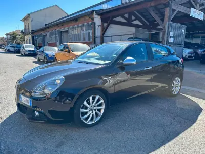 Usata Alfa Romeo Giulietta Super 120 CV (88 kW) 2017 Nero Utilitaria