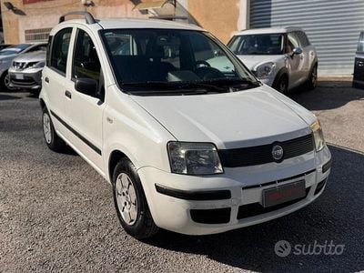 Usata Fiat Panda Active 54 CV (39 kW) 2007 Bianco Utilitaria