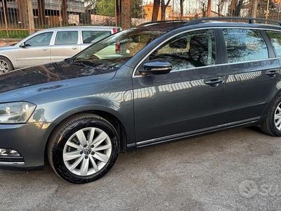 Usata VW Passat Comfortline 149 CV (109 kW) 2012 Grigio Station wagon