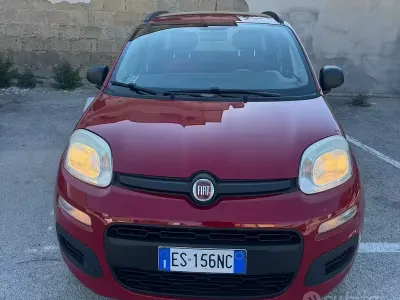 Usata Fiat Panda 69 CV (50 kW) 2013 Rosso Utilitaria