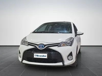 Brugt Toyota Yaris Hybrid Style 73 HK (53 kW) 2017 Hvid Sedan
