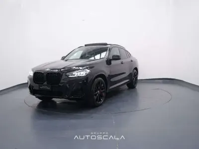 Usata BMW X4 M Sport 190 CV (139 kW) 2024 Saphirschwarz metallizzato SUV