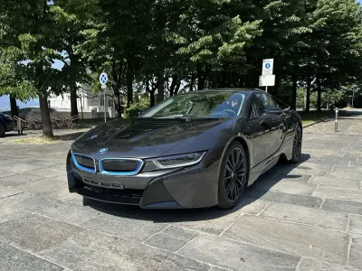Usata BMW i8 231 CV (169 kW) 2018 Sophisto grey Coupé