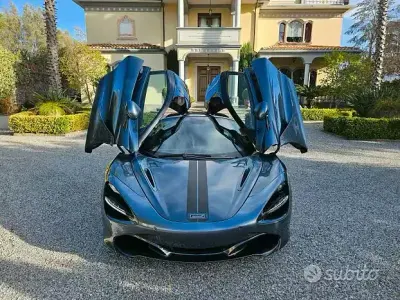Usata McLaren 720S 721 CV (530 kW) 2020 Grigio Coupé