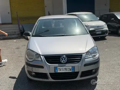 Usata VW Polo Comfortline 60 CV (44 kW) 2009 Grigio Utilitaria
