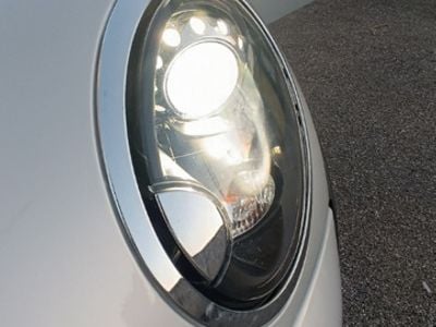 Usata Mini Coupé 143 CV (105 kW) 2012 Grigio Coupé