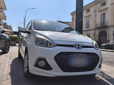 Usata Hyundai i10 67 CV (49 kW) 2014 Bianco Utilitaria
