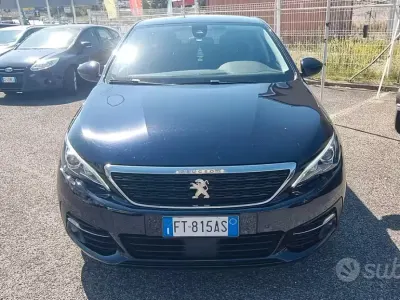 Usata Peugeot 308 Business-Line 131 CV (96 kW) 2018 Blu Station wagon