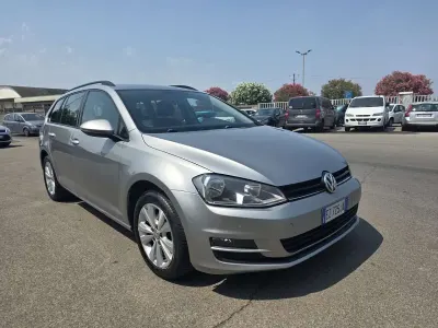 Usata VW Golf VII Comfortline 105 CV (77 kW) 2015 Grigio Station wagon