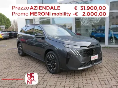 Usata Peugeot 5008 Allure 145 CV (106 kW) 2025 Grigio SUV