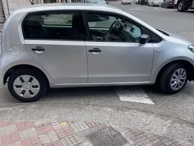 Begagnad VW up! 60 HK (44 kW) 2015 Grå Halvkombi