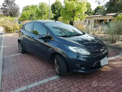 Usata Ford Fiesta Titanium 82 CV (60 kW) 2011 Berlina