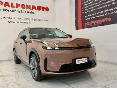 Nuova Lynk & Co 08 139 CV (102 kW) 2026 Sunset copper SUV