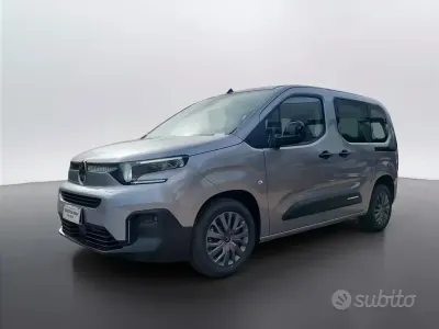 Nuova Citroën Berlingo 100 CV (73 kW) 2026 Grigio Monovolume