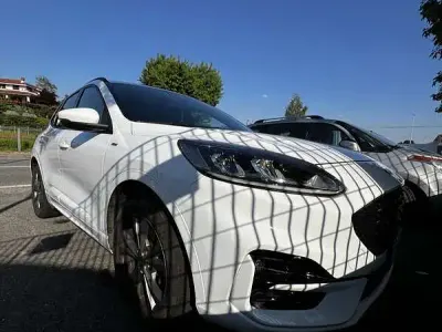 Usata Ford Kuga ST-Line 120 CV (88 kW) 2022 Bianco SUV