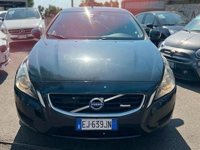 Usata Volvo V60 Summum 163 CV (119 kW) 2011 Nero Station wagon