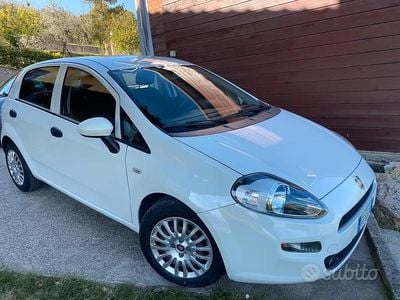 Usata Fiat Punto 65 CV (47 kW) 2016 Bianco Utilitaria