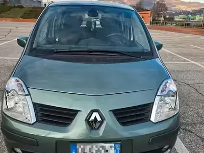 Usata Renault Modus Initiale 113 CV (83 kW) 2006 Verde Monovolume
