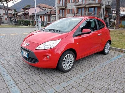Usata Ford Ka 69 CV (50 kW) 2016 Rosso Utilitaria