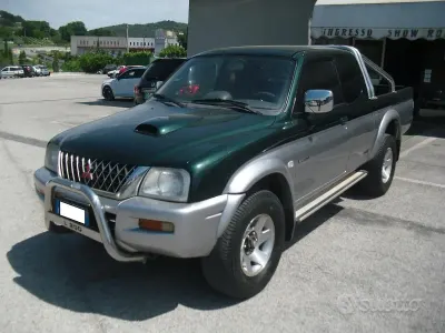 Usata Mitsubishi L200 116 CV (85 kW) 2002 Verde Pick-up