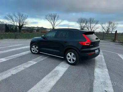 Usata Volvo XC40 163 CV (119 kW) 2020 Nero SUV