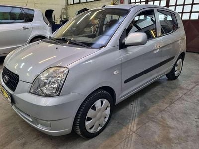 Usata Kia Picanto LX 60 CV (44 kW) 2007 Argento Utilitaria