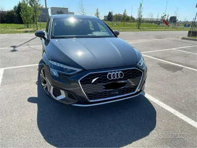 Usado Audi A3 Advanced 116 CV (85 kW) 2023 Gris Berlina