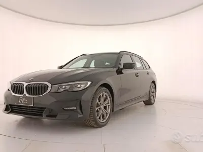 Usata BMW 320 Sport Line 190 CV (139 kW) 2020 Nero Station wagon