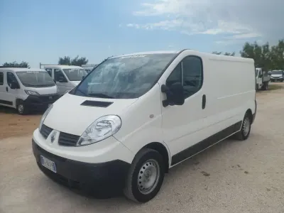 Usata Renault Trafic 120 CV (88 kW) 2014 Bianco Monovolume