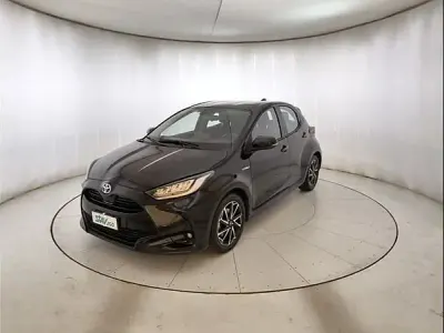 Usata Toyota Yaris Hybrid Trend 116 CV (85 kW) 2020 Nero Utilitaria