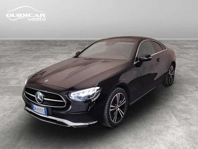 Nero Usata 2022 Mercedes E220 Coupé | 44.900 € (Molto cara)