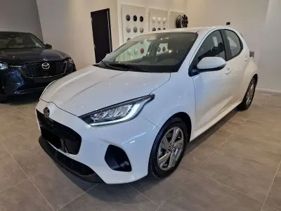 Nuova Mazda 2 Center-Line 116 CV (85 kW) 2026 Other Utilitaria