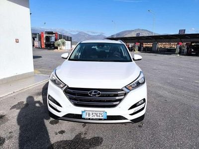 Usata 2015 Hyundai Tucson Xpossible SUV | 8900 € (Cara)