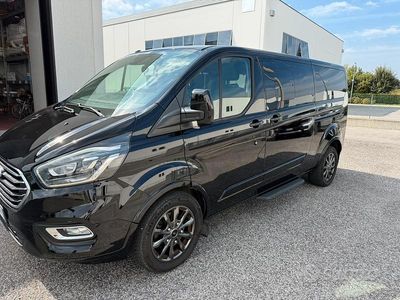 Usata Ford Tourneo Titanium 170 CV (125 kW) 2018 Nero Monovolume