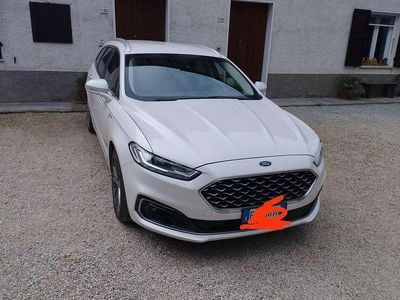 Begagnad Ford Mondeo Vignale 140 HK (102 kW) 2019 Vit Kombi