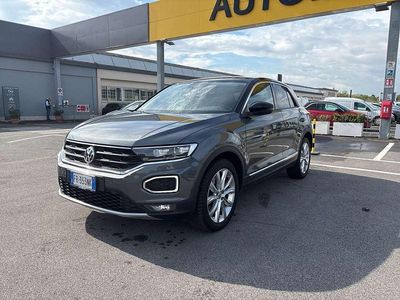 Usata VW T-Roc Advance 150 CV (110 kW) 2018 Grigio SUV