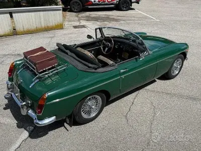 Usata MG B 95 CV (69 kW) 1960 Verde Cabrio
