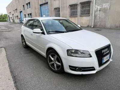 Usata Audi A3 Sportback Attraction 90 CV (66 kW) 2011 Bianco Utilitaria