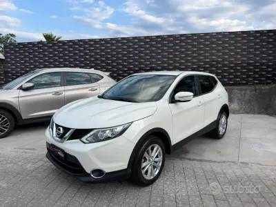 Usata Nissan Qashqai Acenta 110 CV (80 kW) 2014 Bianco SUV