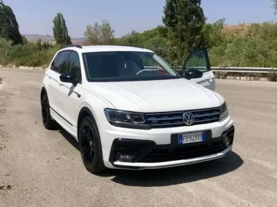 Usata VW Tiguan R-line 116 CV (85 kW) 2020 Bianco SUV